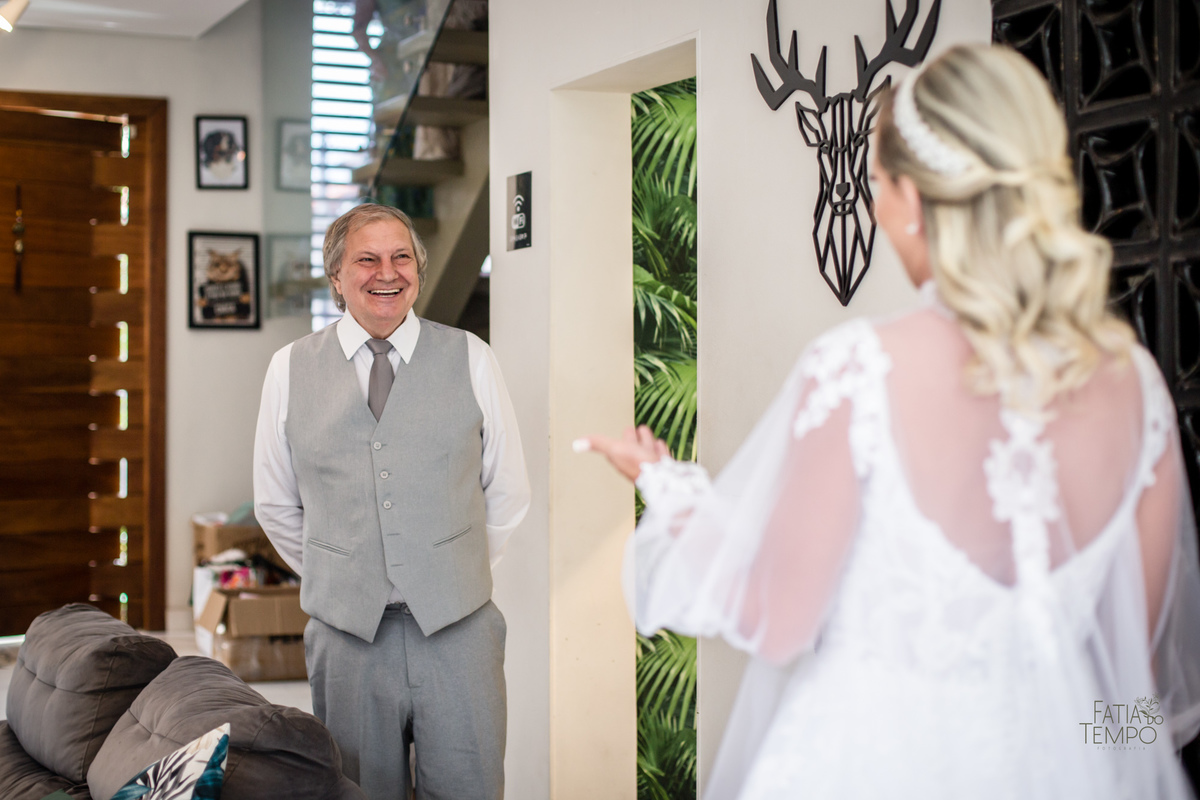 casamento, buffet, dia da noiva, botânico quintal, Wedding, making of, vestido de noiva, madrinhas, maquiagem, festa, cerimônia, fotografia, fatia do tempo, balada, decoração, doces finos, casamento na cidade, casamento no campo, recepção, celebrante