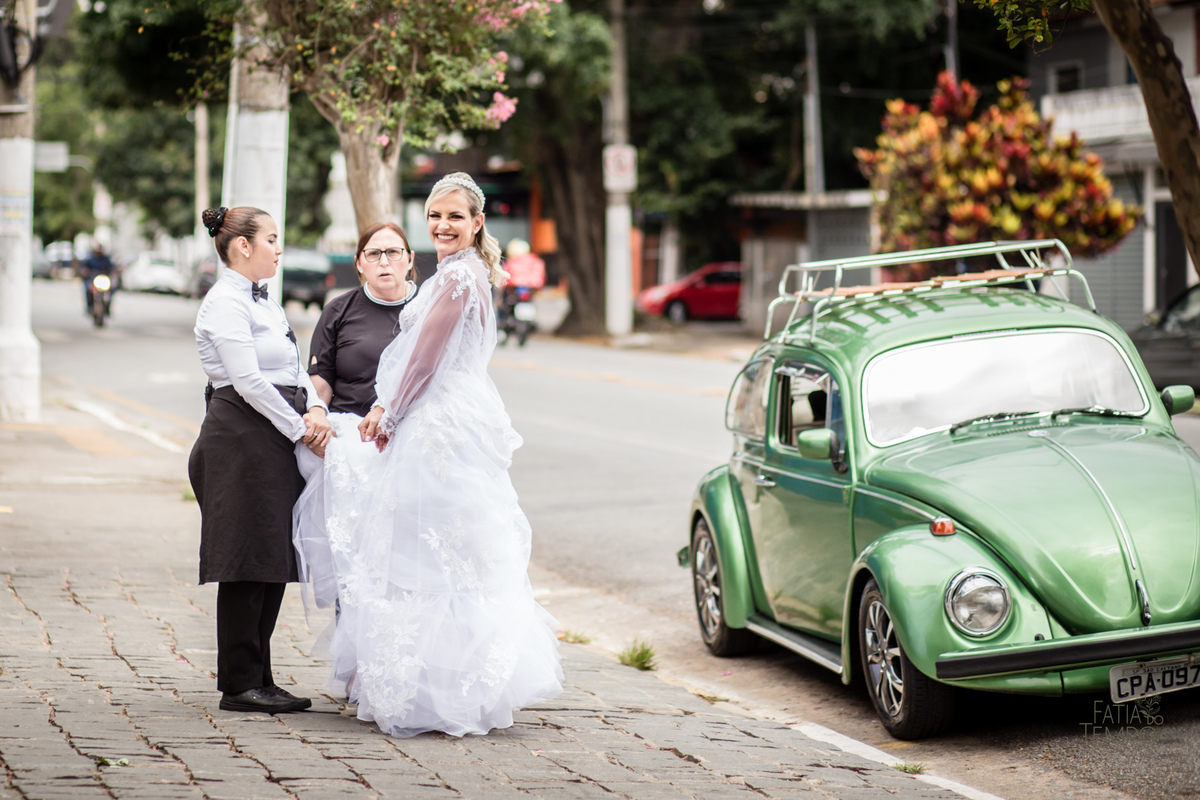 casamento, buffet, dia da noiva, botânico quintal, Wedding, making of, vestido de noiva, madrinhas, maquiagem, festa, cerimônia, fotografia, fatia do tempo, balada, decoração, doces finos, casamento na cidade, casamento no campo, recepção, celebrante