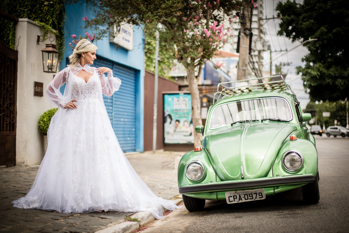 casamento, buffet, dia da noiva, botânico quintal, Wedding, making of, vestido de noiva, madrinhas, maquiagem, festa, cerimônia, fotografia, fatia do tempo, balada, decoração, doces finos, casamento na cidade, casamento no campo, recepção, celebrante