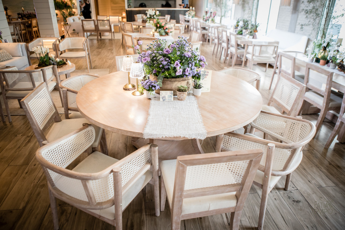 casamento, buffet, dia da noiva, botânico quintal, Wedding, making of, vestido de noiva, madrinhas, maquiagem, festa, cerimônia, fotografia, fatia do tempo, balada, decoração, doces finos, casamento na cidade, casamento no campo, recepção, celebrante