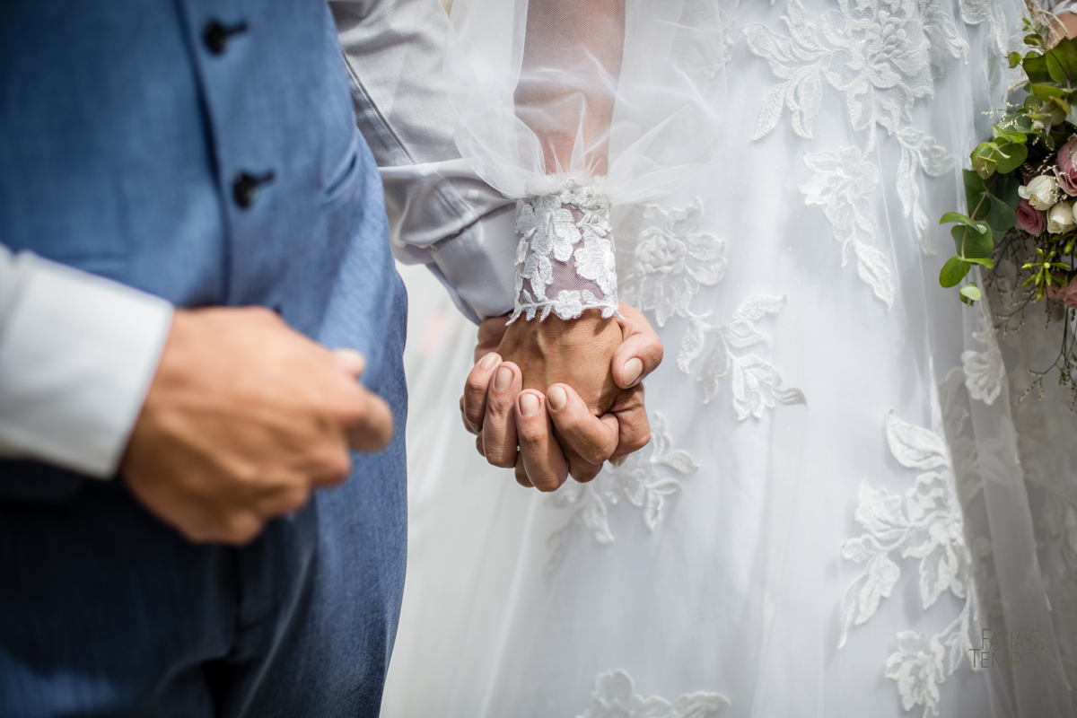 casamento, buffet, dia da noiva, botânico quintal, Wedding, making of, vestido de noiva, madrinhas, maquiagem, festa, cerimônia, fotografia, fatia do tempo, balada, decoração, doces finos, casamento na cidade, casamento no campo, recepção, celebrante