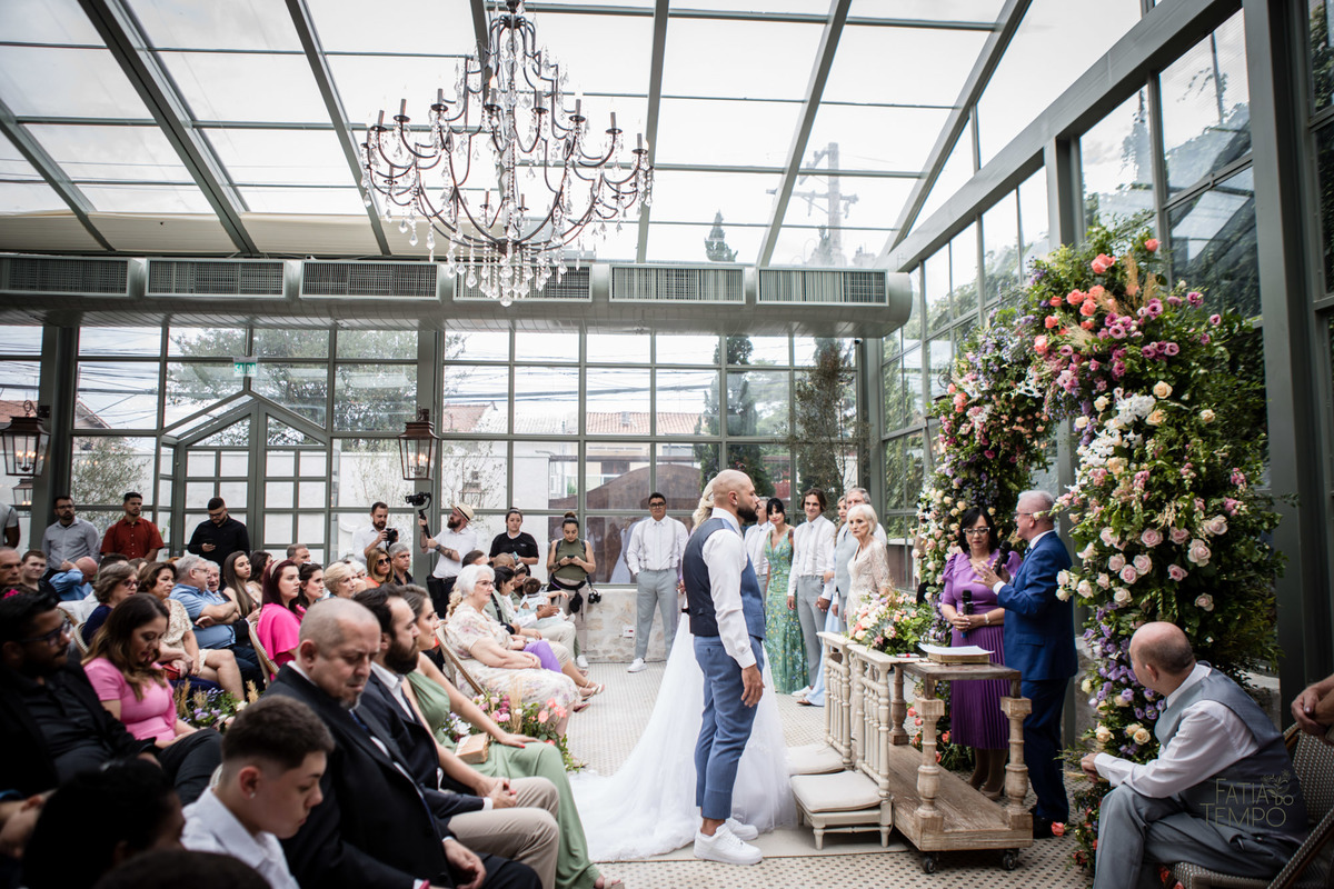 casamento, buffet, dia da noiva, botânico quintal, Wedding, making of, vestido de noiva, madrinhas, maquiagem, festa, cerimônia, fotografia, fatia do tempo, balada, decoração, doces finos, casamento na cidade, casamento no campo, recepção, celebrante