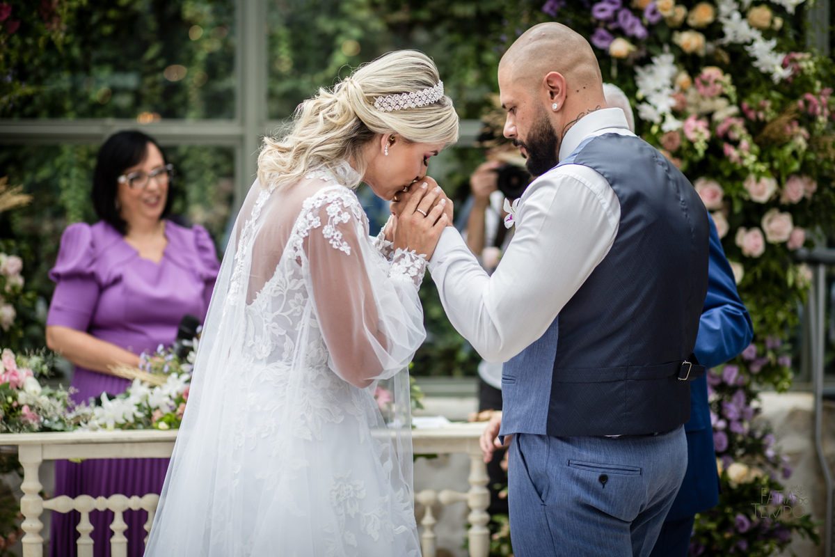 casamento, buffet, dia da noiva, botânico quintal, Wedding, making of, vestido de noiva, madrinhas, maquiagem, festa, cerimônia, fotografia, fatia do tempo, balada, decoração, doces finos, casamento na cidade, casamento no campo, recepção, celebrante