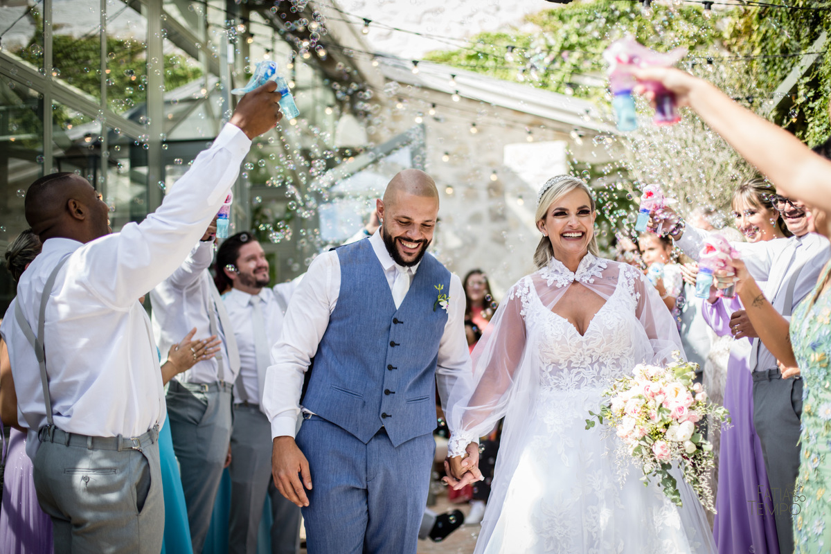 casamento, buffet, dia da noiva, botânico quintal, Wedding, making of, vestido de noiva, madrinhas, maquiagem, festa, cerimônia, fotografia, fatia do tempo, balada, decoração, doces finos, casamento na cidade, casamento no campo, recepção, celebrante