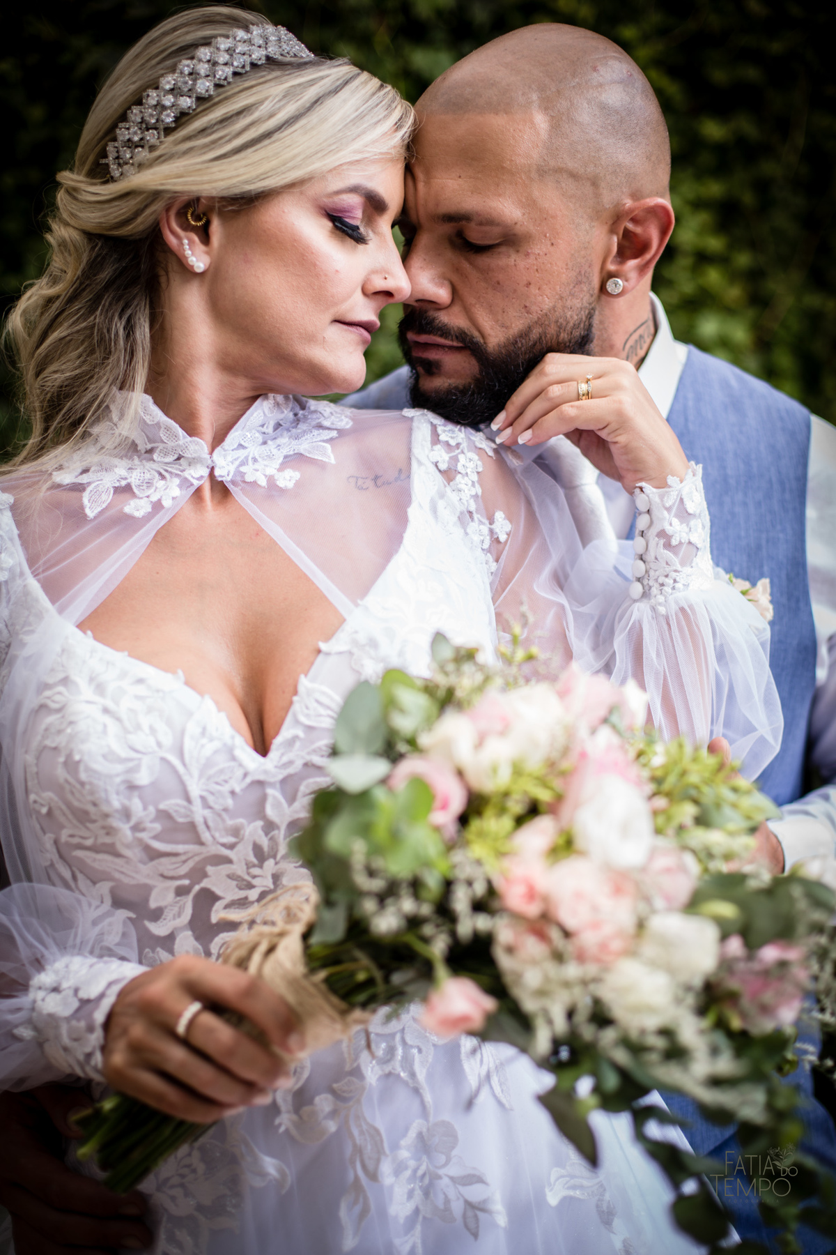 casamento, buffet, dia da noiva, botânico quintal, Wedding, making of, vestido de noiva, madrinhas, maquiagem, festa, cerimônia, fotografia, fatia do tempo, balada, decoração, doces finos, casamento na cidade, casamento no campo, recepção, celebrante