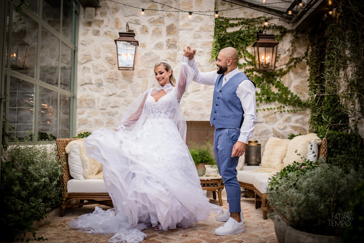 casamento, buffet, dia da noiva, botânico quintal, Wedding, making of, vestido de noiva, madrinhas, maquiagem, festa, cerimônia, fotografia, fatia do tempo, balada, decoração, doces finos, casamento na cidade, casamento no campo, recepção, celebrante