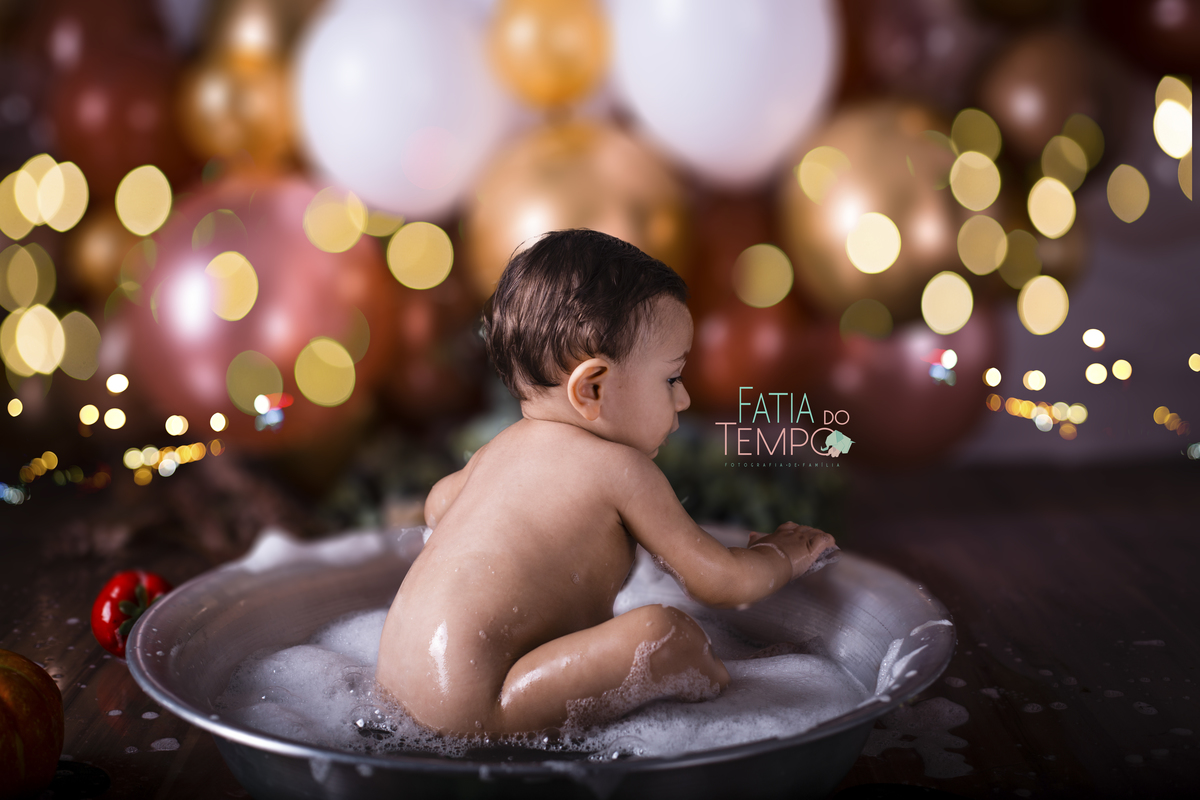 Smash the cake, smash the fruit, ensaio de aniversario, ensaio de familia, ensaio de criança, ensaio de um ano, ensaio com bolo, fotos com  bolo