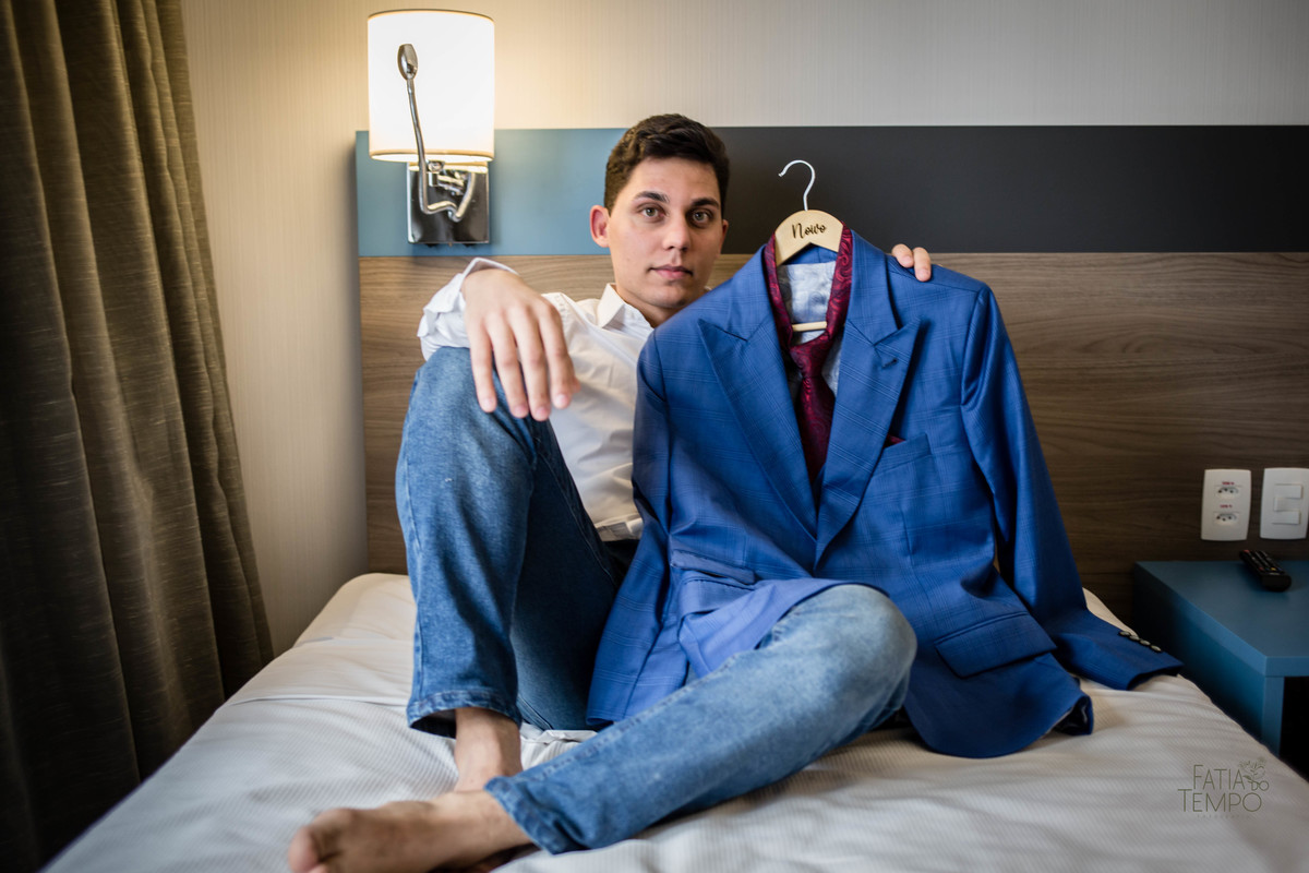 casamento, noiva, noivo, wedding, festa, buffet, alianças, vestido de noiva, madrinhas, padrinhos, estúdio, fotografia, decoração, Rolex, iPhone, glamour, hotel, modelo, dj, som, iluminação, assessoria, amor, família, 