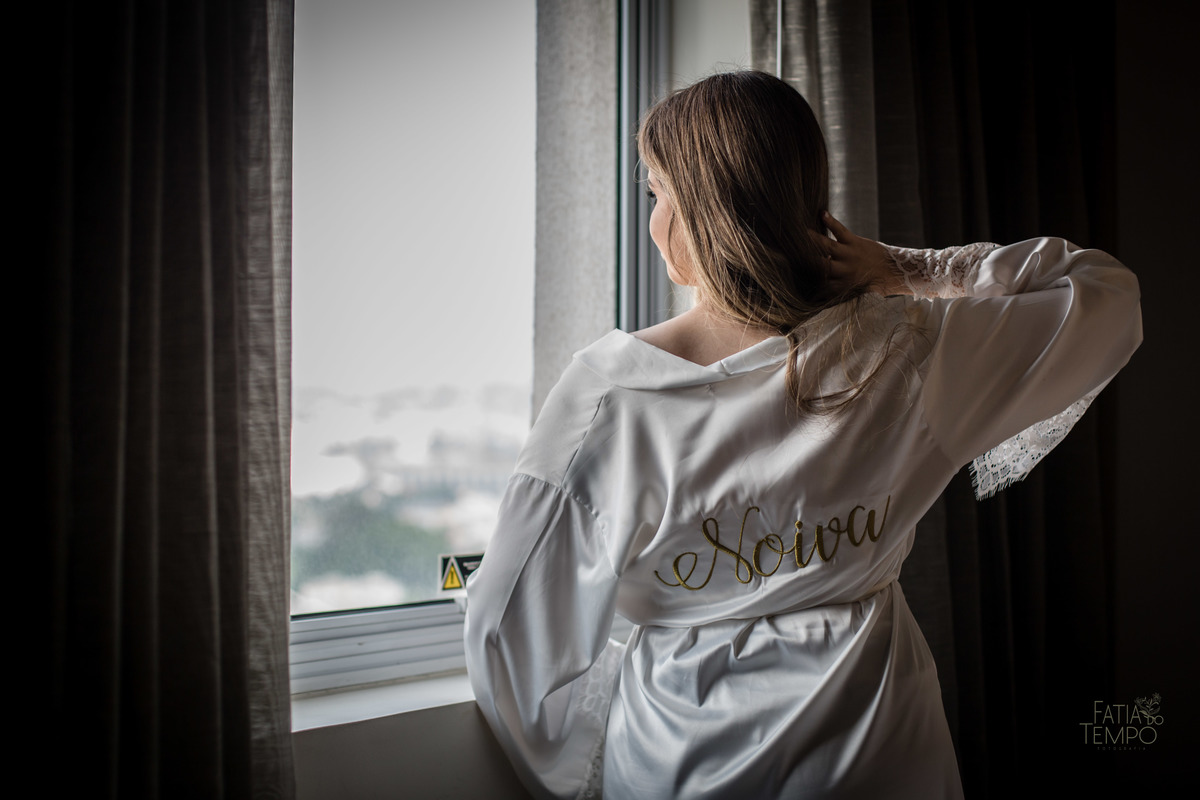 casamento, noiva, noivo, wedding, festa, buffet, alianças, vestido de noiva, madrinhas, padrinhos, estúdio, fotografia, decoração, Rolex, iPhone, glamour, hotel, modelo, dj, som, iluminação, assessoria, amor, família, 