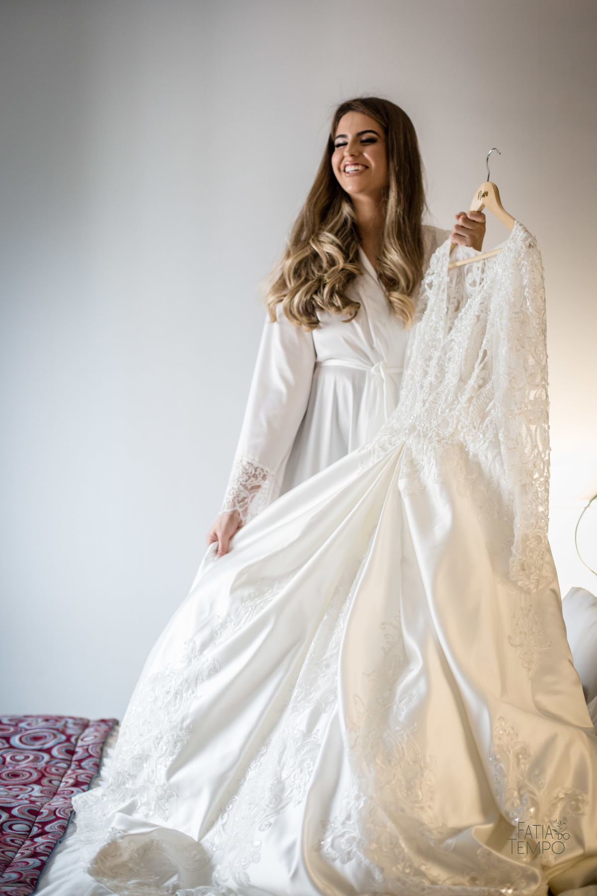 casamento, noiva, noivo, wedding, festa, buffet, alianças, vestido de noiva, madrinhas, padrinhos, estúdio, fotografia, decoração, Rolex, iPhone, glamour, hotel, modelo, dj, som, iluminação, assessoria, amor, família, 