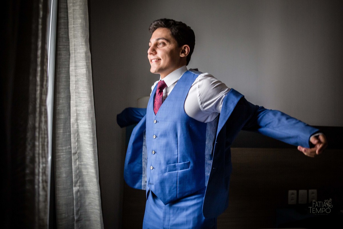 casamento, noiva, noivo, wedding, festa, buffet, alianças, vestido de noiva, madrinhas, padrinhos, estúdio, fotografia, decoração, Rolex, iPhone, glamour, hotel, modelo, dj, som, iluminação, assessoria, amor, família, 