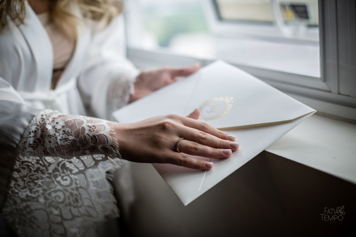 casamento, noiva, noivo, wedding, festa, buffet, alianças, vestido de noiva, madrinhas, padrinhos, estúdio, fotografia, decoração, Rolex, iPhone, glamour, hotel, modelo, dj, som, iluminação, assessoria, amor, família, 