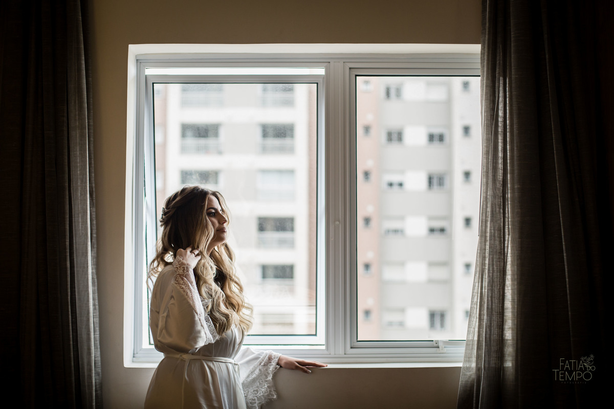 casamento, noiva, noivo, wedding, festa, buffet, alianças, vestido de noiva, madrinhas, padrinhos, estúdio, fotografia, decoração, Rolex, iPhone, glamour, hotel, modelo, dj, som, iluminação, assessoria, amor, família, 