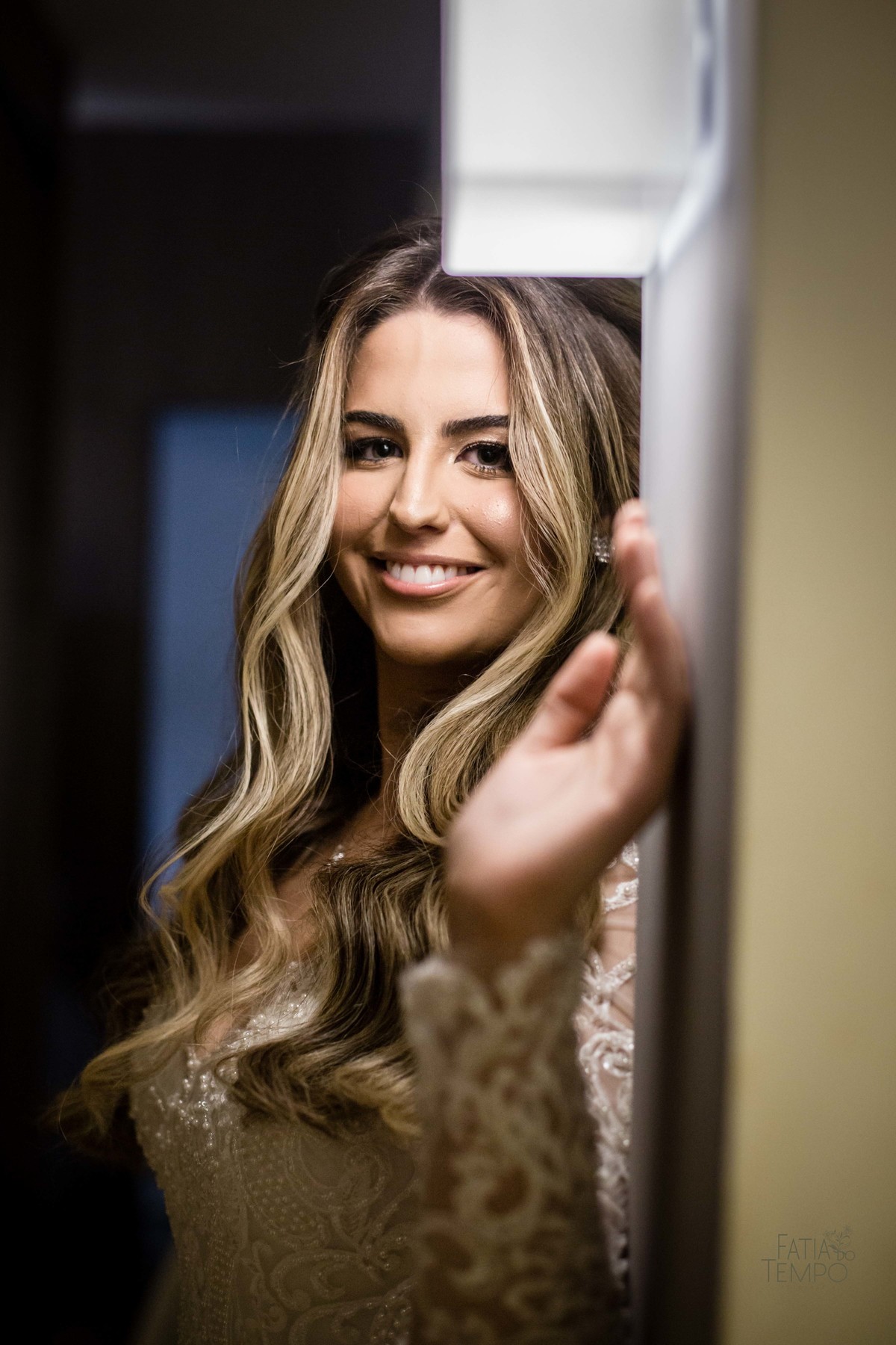 casamento, noiva, noivo, wedding, festa, buffet, alianças, vestido de noiva, madrinhas, padrinhos, estúdio, fotografia, decoração, Rolex, iPhone, glamour, hotel, modelo, dj, som, iluminação, assessoria, amor, família, 