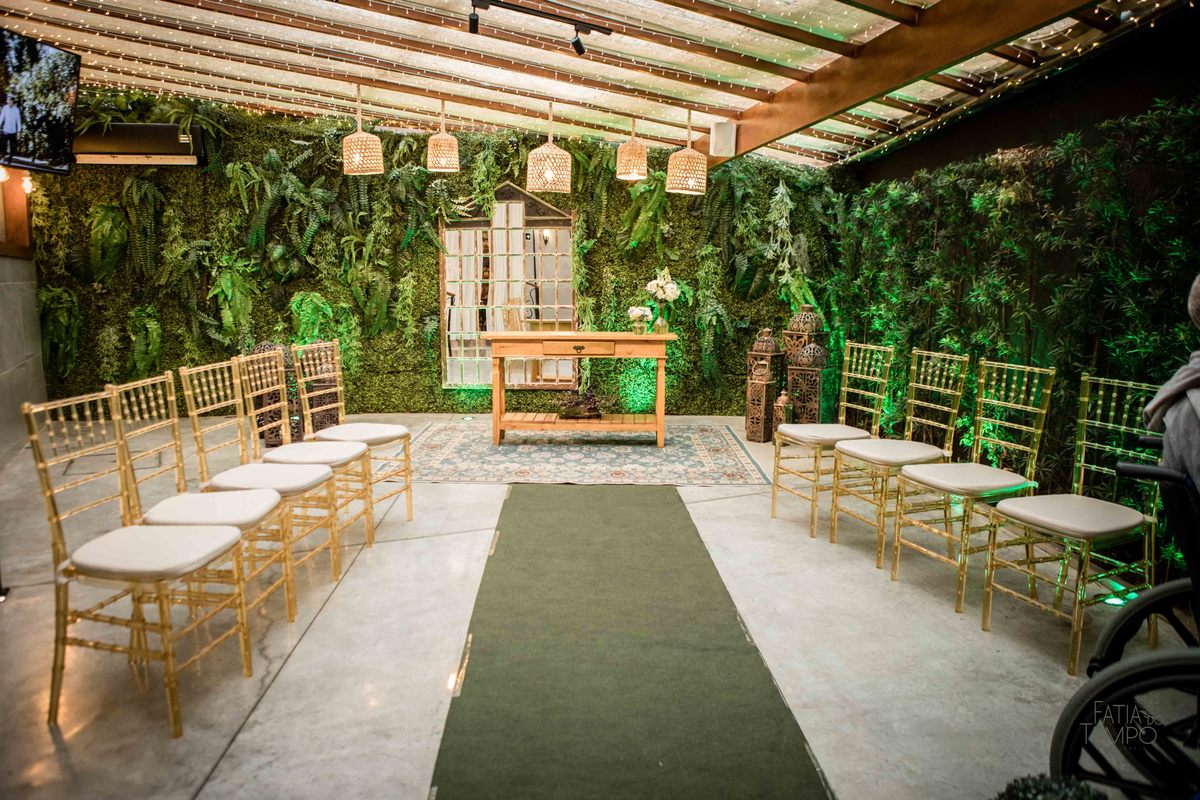 casamento, noiva, noivo, wedding, festa, buffet, alianças, vestido de noiva, madrinhas, padrinhos, estúdio, fotografia, decoração, Rolex, iPhone, glamour, hotel, modelo, dj, som, iluminação, assessoria, amor, família, 