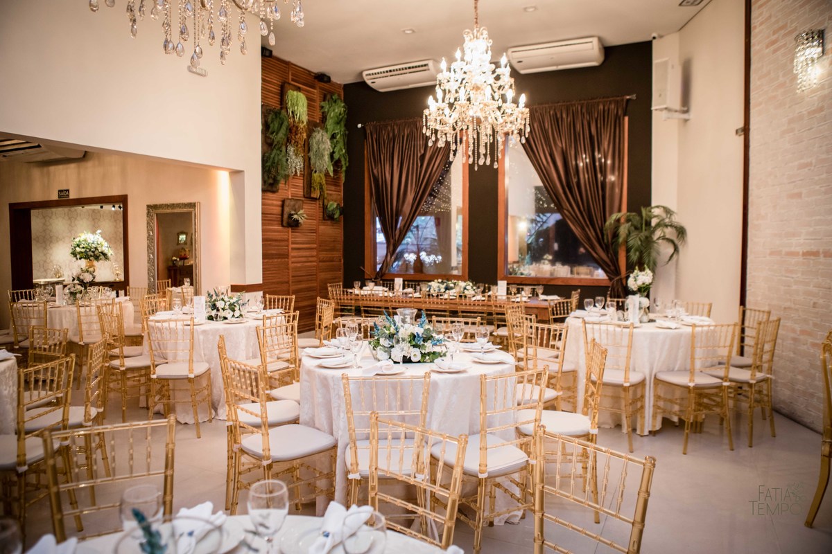 casamento, noiva, noivo, wedding, festa, buffet, alianças, vestido de noiva, madrinhas, padrinhos, estúdio, fotografia, decoração, Rolex, iPhone, glamour, hotel, modelo, dj, som, iluminação, assessoria, amor, família, 