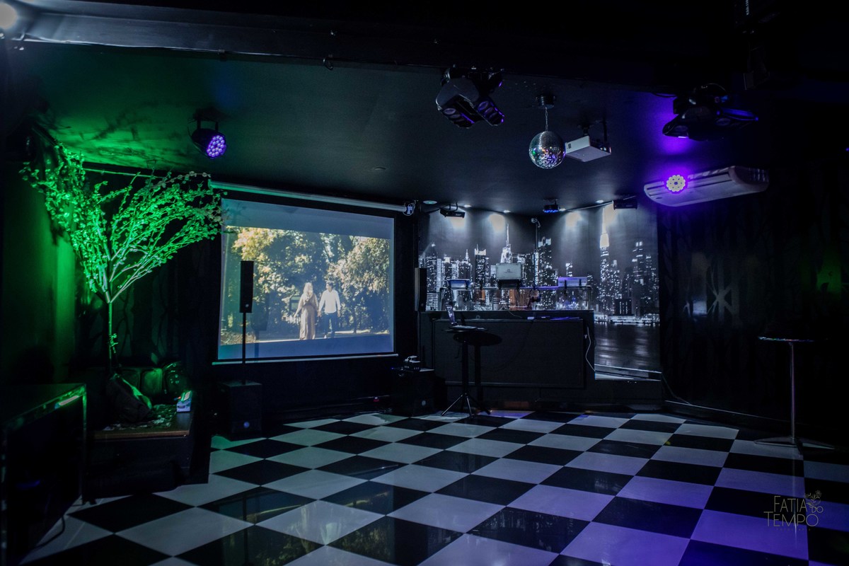 casamento, noiva, noivo, wedding, festa, buffet, alianças, vestido de noiva, madrinhas, padrinhos, estúdio, fotografia, decoração, Rolex, iPhone, glamour, hotel, modelo, dj, som, iluminação, assessoria, amor, família, 