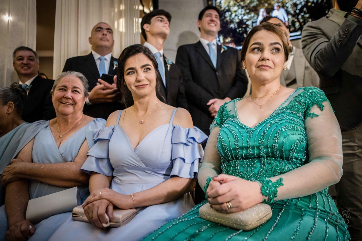 casamento, noiva, noivo, wedding, festa, buffet, alianças, vestido de noiva, madrinhas, padrinhos, estúdio, fotografia, decoração, Rolex, iPhone, glamour, hotel, modelo, dj, som, iluminação, assessoria, amor, família, 