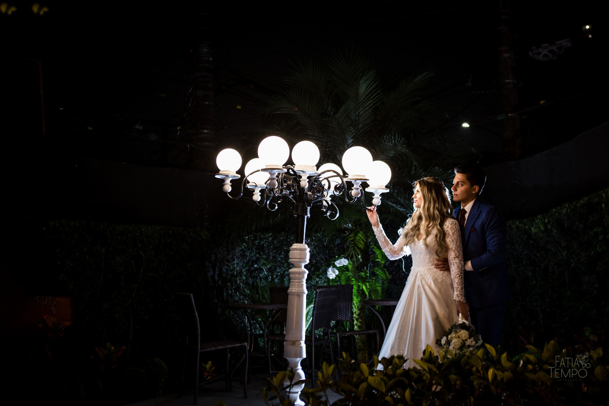 casamento, noiva, noivo, wedding, festa, buffet, alianças, vestido de noiva, madrinhas, padrinhos, estúdio, fotografia, decoração, Rolex, iPhone, glamour, hotel, modelo, dj, som, iluminação, assessoria, amor, família, 