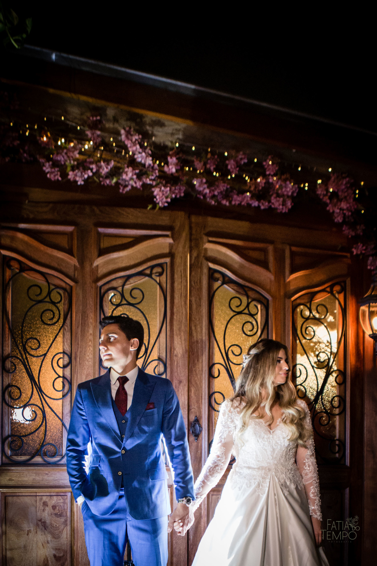 casamento, noiva, noivo, wedding, festa, buffet, alianças, vestido de noiva, madrinhas, padrinhos, estúdio, fotografia, decoração, Rolex, iPhone, glamour, hotel, modelo, dj, som, iluminação, assessoria, amor, família, 