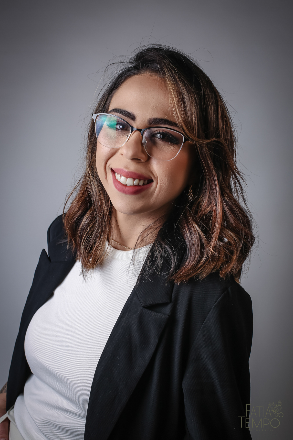 ensaio linkedin, ensaio em estudio linkedin, linkedin, fotos para linkedin, especialista em linkedin, fotos corporativas, fotos para corporativo, ensaio profisisonal, ensaio de marca, ensaio para instagram, fotos para usar no linkedin