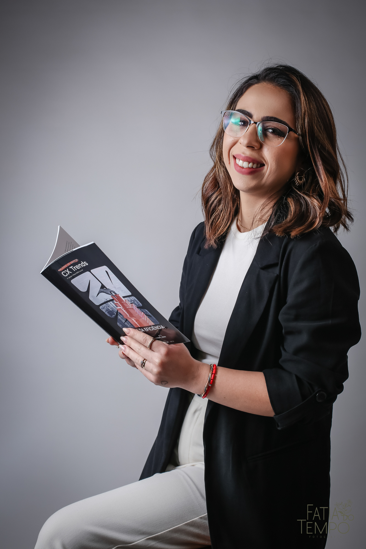 ensaio linkedin, ensaio em estudio linkedin, linkedin, fotos para linkedin, especialista em linkedin, fotos corporativas, fotos para corporativo, ensaio profisisonal, ensaio de marca, ensaio para instagram, fotos para usar no linkedin