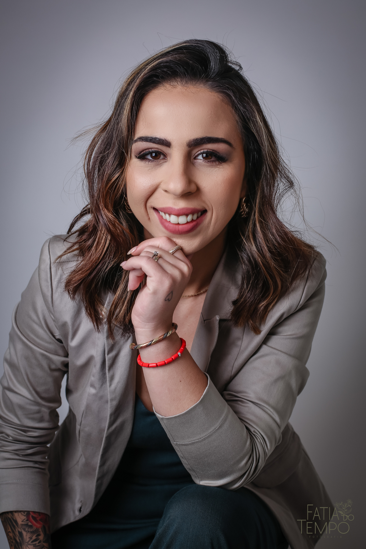 ensaio linkedin, ensaio em estudio linkedin, linkedin, fotos para linkedin, especialista em linkedin, fotos corporativas, fotos para corporativo, ensaio profisisonal, ensaio de marca, ensaio para instagram, fotos para usar no linkedin