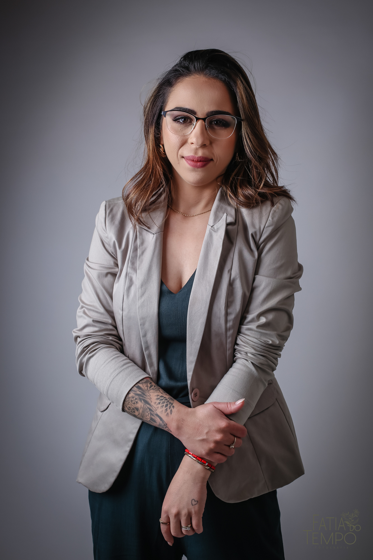 ensaio linkedin, ensaio em estudio linkedin, linkedin, fotos para linkedin, especialista em linkedin, fotos corporativas, fotos para corporativo, ensaio profisisonal, ensaio de marca, ensaio para instagram, fotos para usar no linkedin