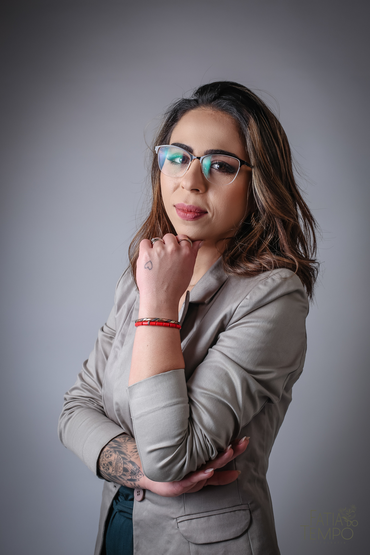 ensaio linkedin, ensaio em estudio linkedin, linkedin, fotos para linkedin, especialista em linkedin, fotos corporativas, fotos para corporativo, ensaio profisisonal, ensaio de marca, ensaio para instagram, fotos para usar no linkedin