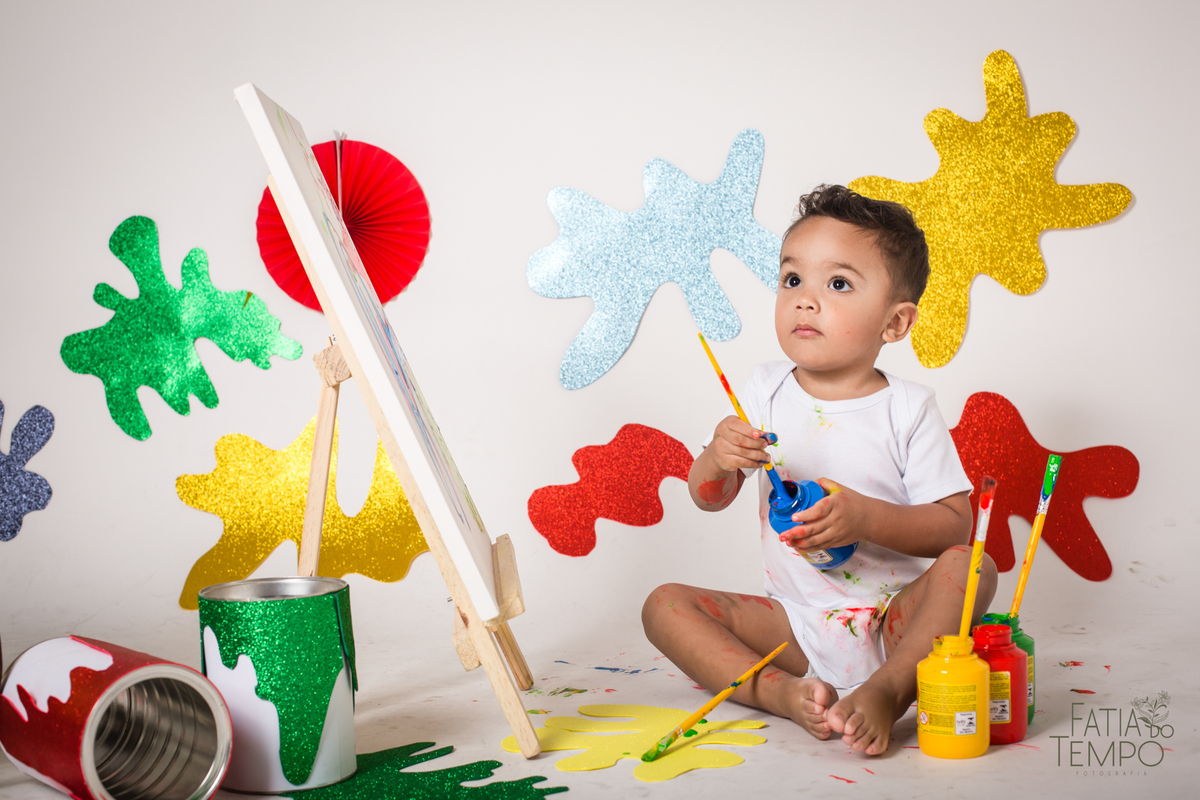 ensaio paint baby, ensaio paint baby, ensaio de bebe, ensaio de bebe, ensaio de 2 anos, ensaio de familia, paint baby, ensaio de pintura, ensaio pintura