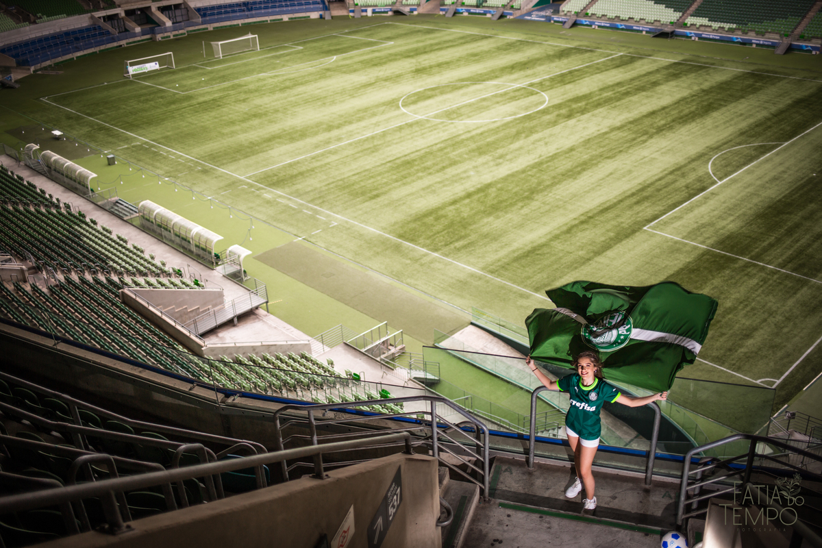 ensaio allianz parque, ensaio no estadio, ensaio pre festa, ensaio de debutante palmeirense, ensaio palmeiras, ensaio no estadio do palmeiras, debutante palmeirense, ensaio xv, ensaio pre festa de 15 anos, ensaio no estadio allianz parque, 