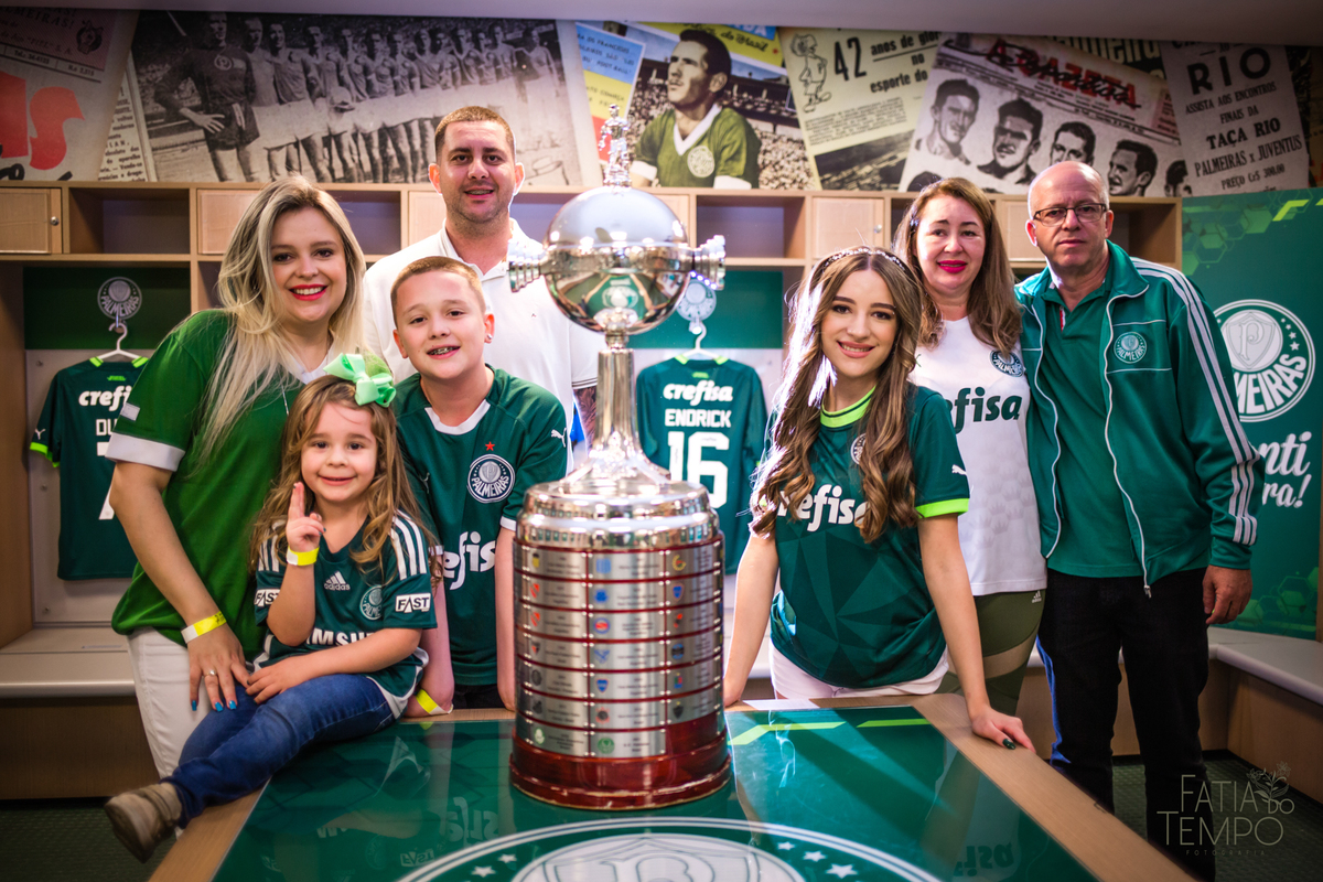 ensaio allianz parque, ensaio no estadio, ensaio pre festa, ensaio de debutante palmeirense, ensaio palmeiras, ensaio no estadio do palmeiras, debutante palmeirense, ensaio xv, ensaio pre festa de 15 anos, ensaio no estadio allianz parque, 