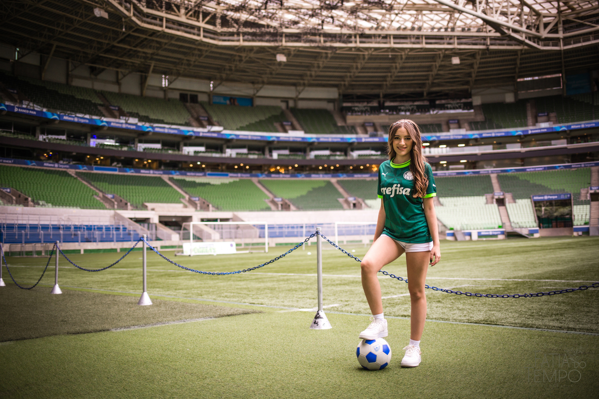 ensaio allianz parque, ensaio no estadio, ensaio pre festa, ensaio de debutante palmeirense, ensaio palmeiras, ensaio no estadio do palmeiras, debutante palmeirense, ensaio xv, ensaio pre festa de 15 anos, ensaio no estadio allianz parque, 