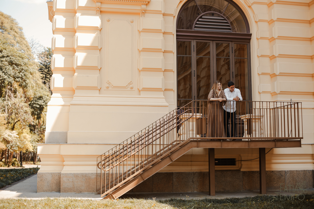 ensaio pre casamento, ensaio museu do ipiranga, ensaio no museu, ensaio pre casamento no museu, ensaio pre wedding, ensaio pré wedding no museu, museu do ipiranga, fotos no museu do ipiranga