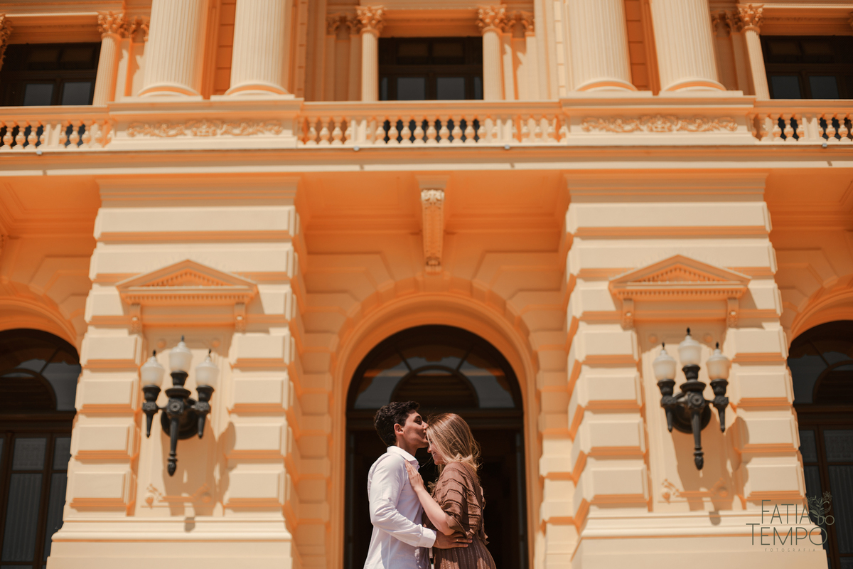 ensaio pre casamento, ensaio museu do ipiranga, ensaio no museu, ensaio pre casamento no museu, ensaio pre wedding, ensaio pré wedding no museu, museu do ipiranga, fotos no museu do ipiranga