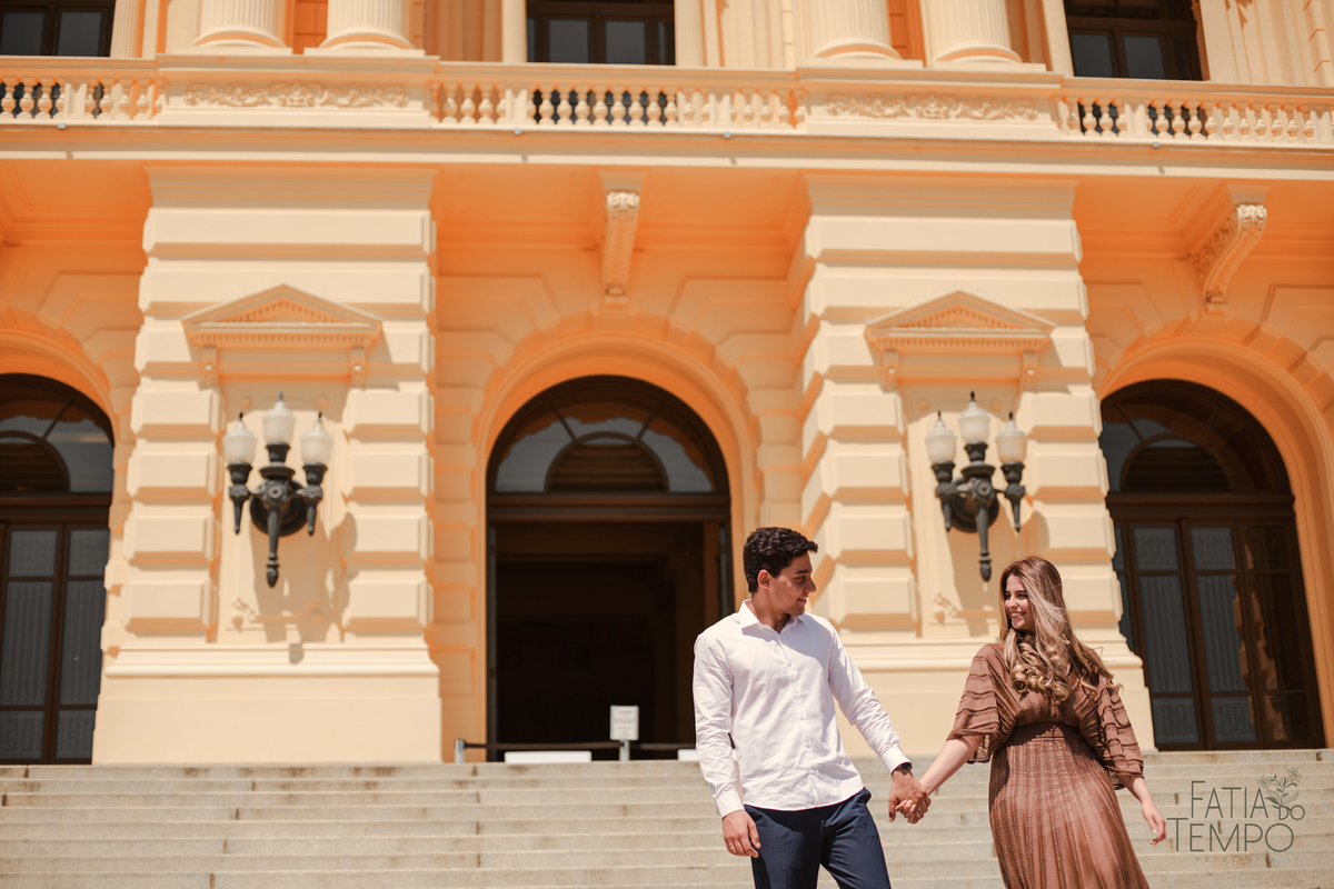 ensaio pre casamento, ensaio museu do ipiranga, ensaio no museu, ensaio pre casamento no museu, ensaio pre wedding, ensaio pré wedding no museu, museu do ipiranga, fotos no museu do ipiranga