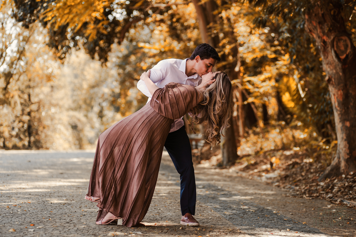 ensaio pre casamento, ensaio museu do ipiranga, ensaio no museu, ensaio pre casamento no museu, ensaio pre wedding, ensaio pré wedding no museu, museu do ipiranga, fotos no museu do ipiranga