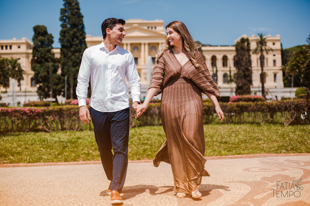 ensaio pre casamento, ensaio museu do ipiranga, ensaio no museu, ensaio pre casamento no museu, ensaio pre wedding, ensaio pré wedding no museu, museu do ipiranga, fotos no museu do ipiranga