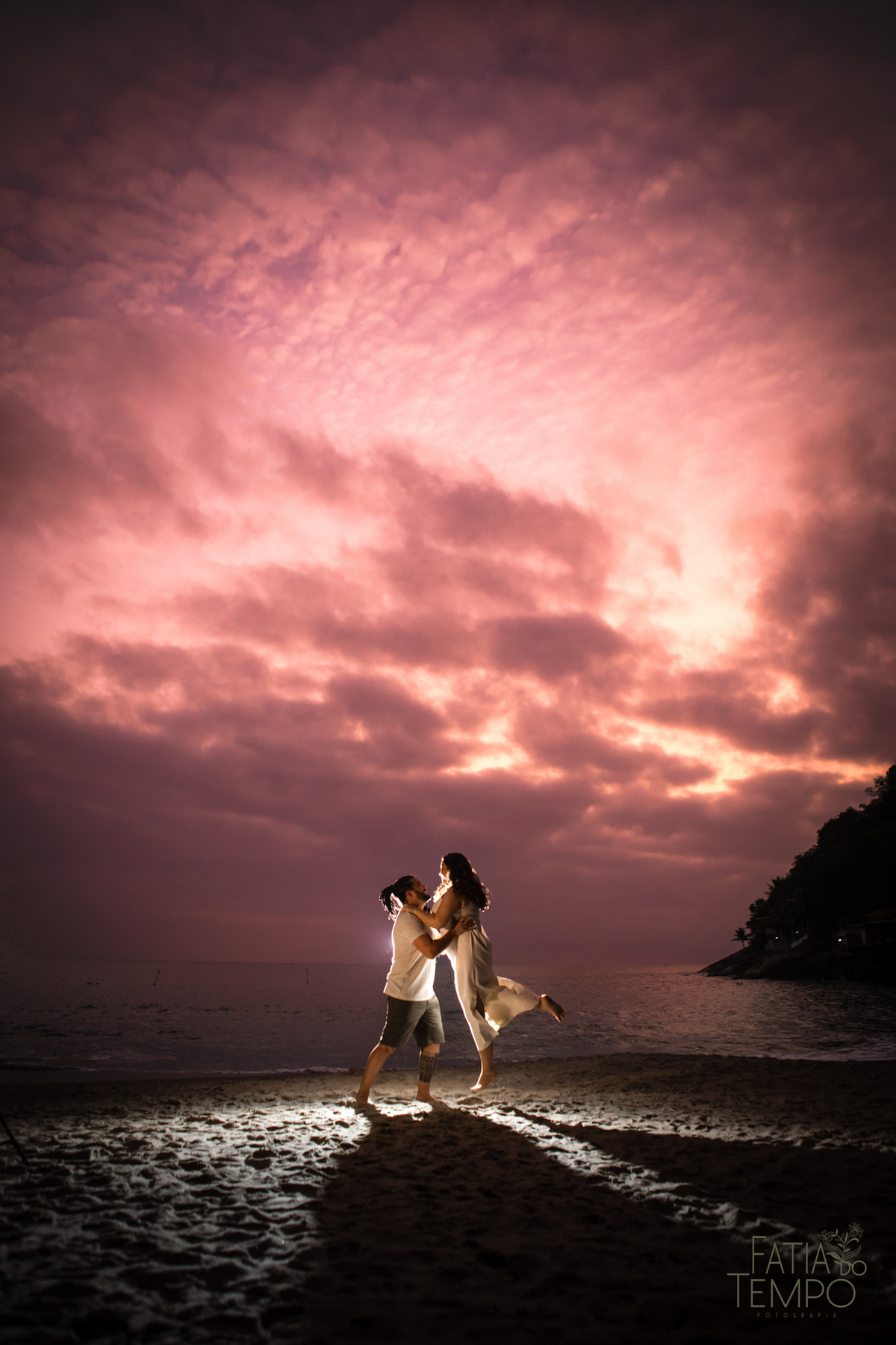 ensaio pre casamento na praia, ensaio de casal na praia, ensaio pre wedding na praia, ensaio na praia, ensaio pre casamento, ensaio pre wedding, ensaio na praia, fotos no guaruja, ensaio profissional na praia, ensaio de casal na praia do guaruja