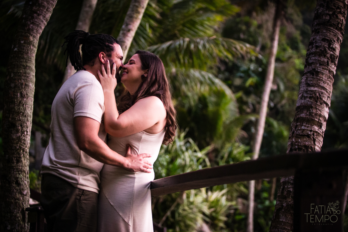 ensaio pre casamento na praia, ensaio de casal na praia, ensaio pre wedding na praia, ensaio na praia, ensaio pre casamento, ensaio pre wedding, ensaio na praia, fotos no guaruja, ensaio profissional na praia, ensaio de casal na praia do guaruja