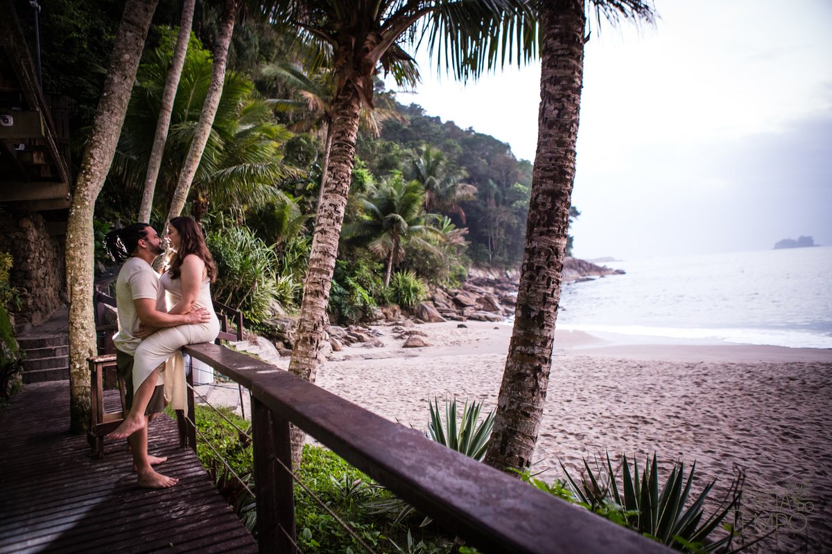 ensaio pre casamento na praia, ensaio de casal na praia, ensaio pre wedding na praia, ensaio na praia, ensaio pre casamento, ensaio pre wedding, ensaio na praia, fotos no guaruja, ensaio profissional na praia, ensaio de casal na praia do guaruja