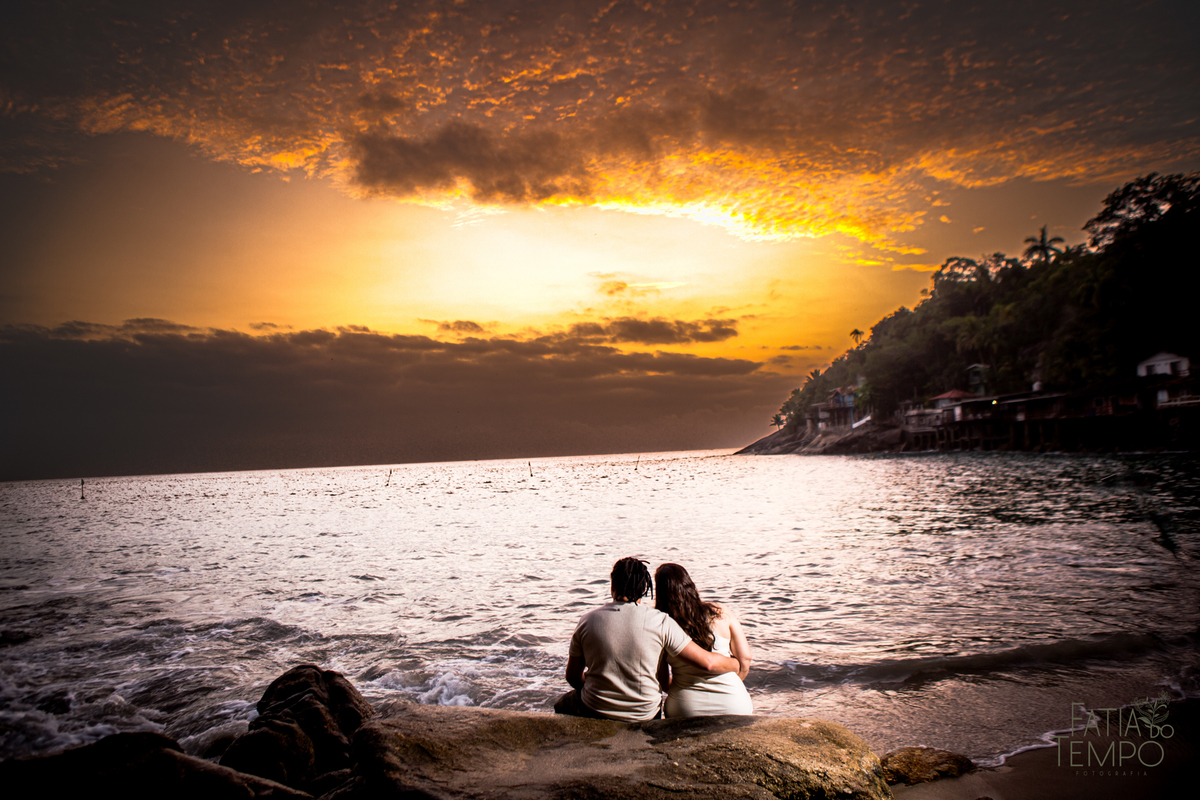 ensaio pre casamento na praia, ensaio de casal na praia, ensaio pre wedding na praia, ensaio na praia, ensaio pre casamento, ensaio pre wedding, ensaio na praia, fotos no guaruja, ensaio profissional na praia, ensaio de casal na praia do guaruja