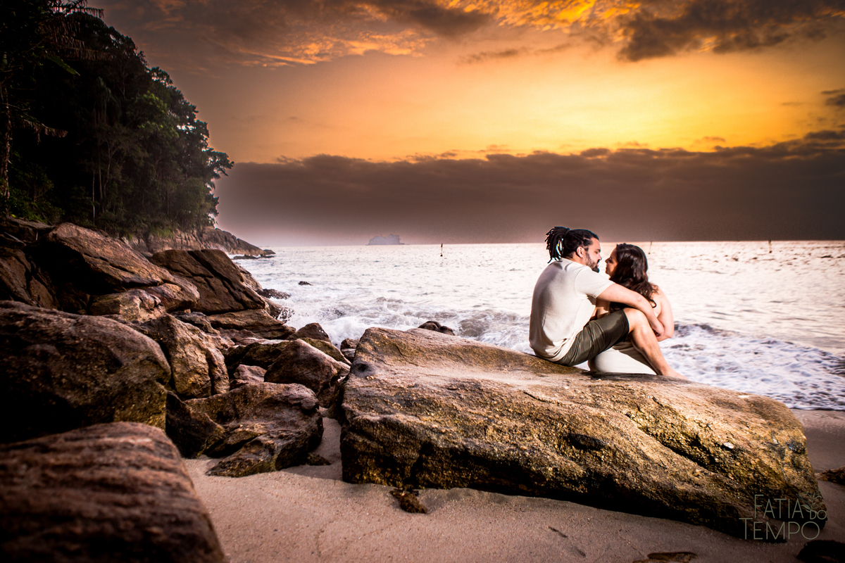 ensaio pre casamento na praia, ensaio de casal na praia, ensaio pre wedding na praia, ensaio na praia, ensaio pre casamento, ensaio pre wedding, ensaio na praia, fotos no guaruja, ensaio profissional na praia, ensaio de casal na praia do guaruja