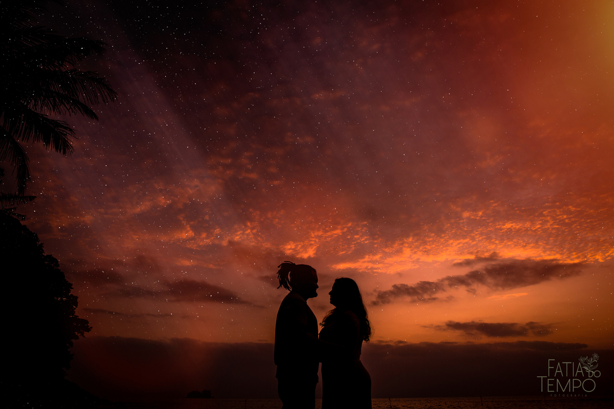 ensaio pre casamento na praia, ensaio de casal na praia, ensaio pre wedding na praia, ensaio na praia, ensaio pre casamento, ensaio pre wedding, ensaio na praia, fotos no guaruja, ensaio profissional na praia, ensaio de casal na praia do guaruja