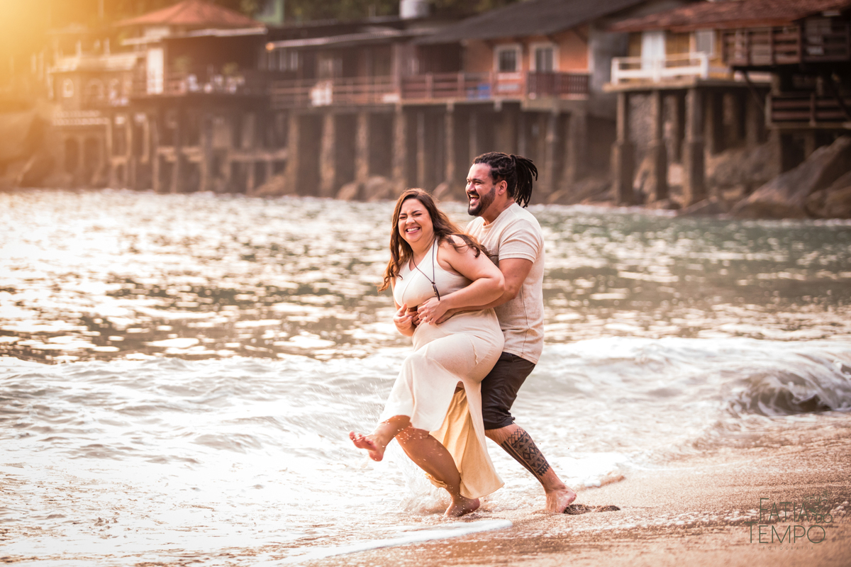 ensaio pre casamento na praia, ensaio de casal na praia, ensaio pre wedding na praia, ensaio na praia, ensaio pre casamento, ensaio pre wedding, ensaio na praia, fotos no guaruja, ensaio profissional na praia, ensaio de casal na praia do guaruja