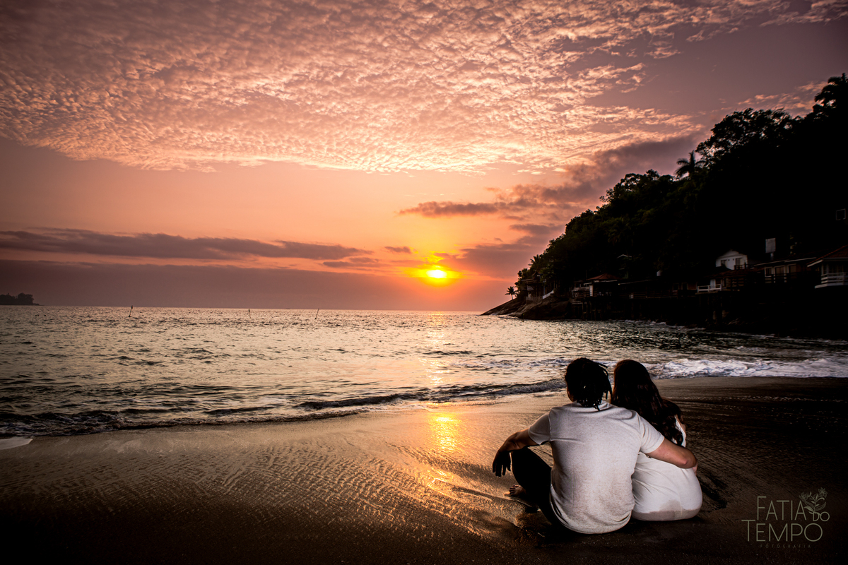 ensaio pre casamento na praia, ensaio de casal na praia, ensaio pre wedding na praia, ensaio na praia, ensaio pre casamento, ensaio pre wedding, ensaio na praia, fotos no guaruja, ensaio profissional na praia, ensaio de casal na praia do guaruja
