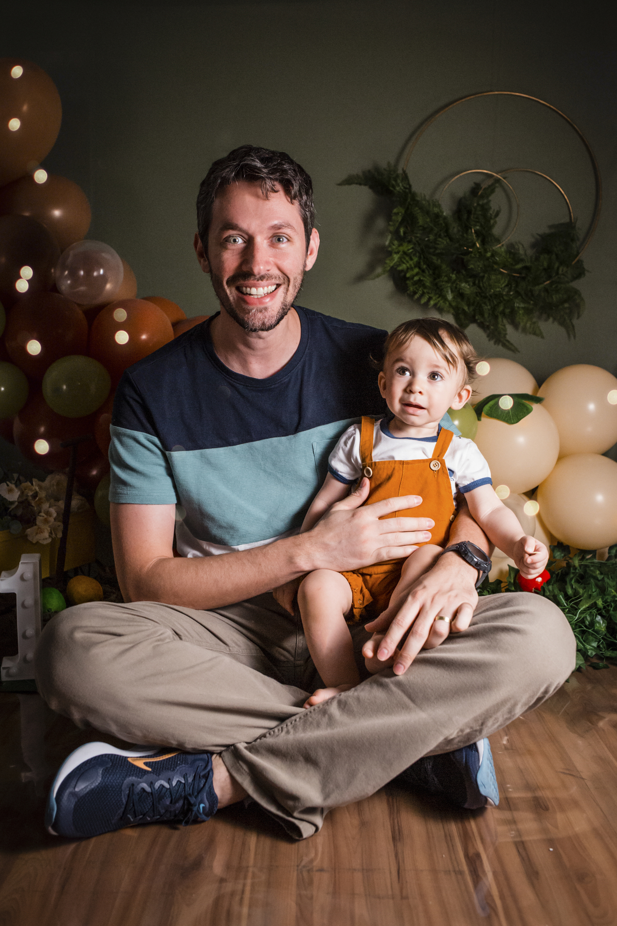 smash the fruit, smash the cake, smash, ensaio smash the cake, ensaio de 1 ano, aniversario de um ano, estudio infantil, fotos em estudio