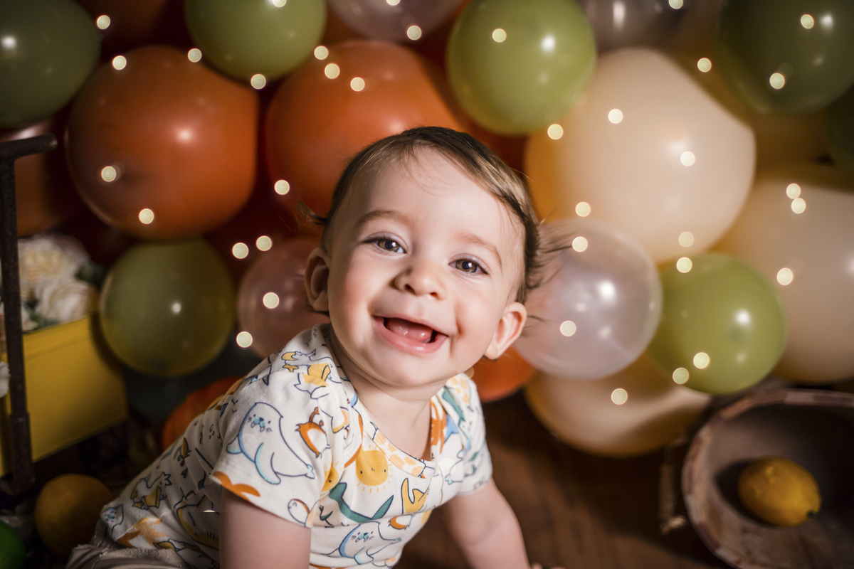 smash the fruit, smash the cake, smash, ensaio smash the cake, ensaio de 1 ano, aniversario de um ano, estudio infantil, fotos em estudio