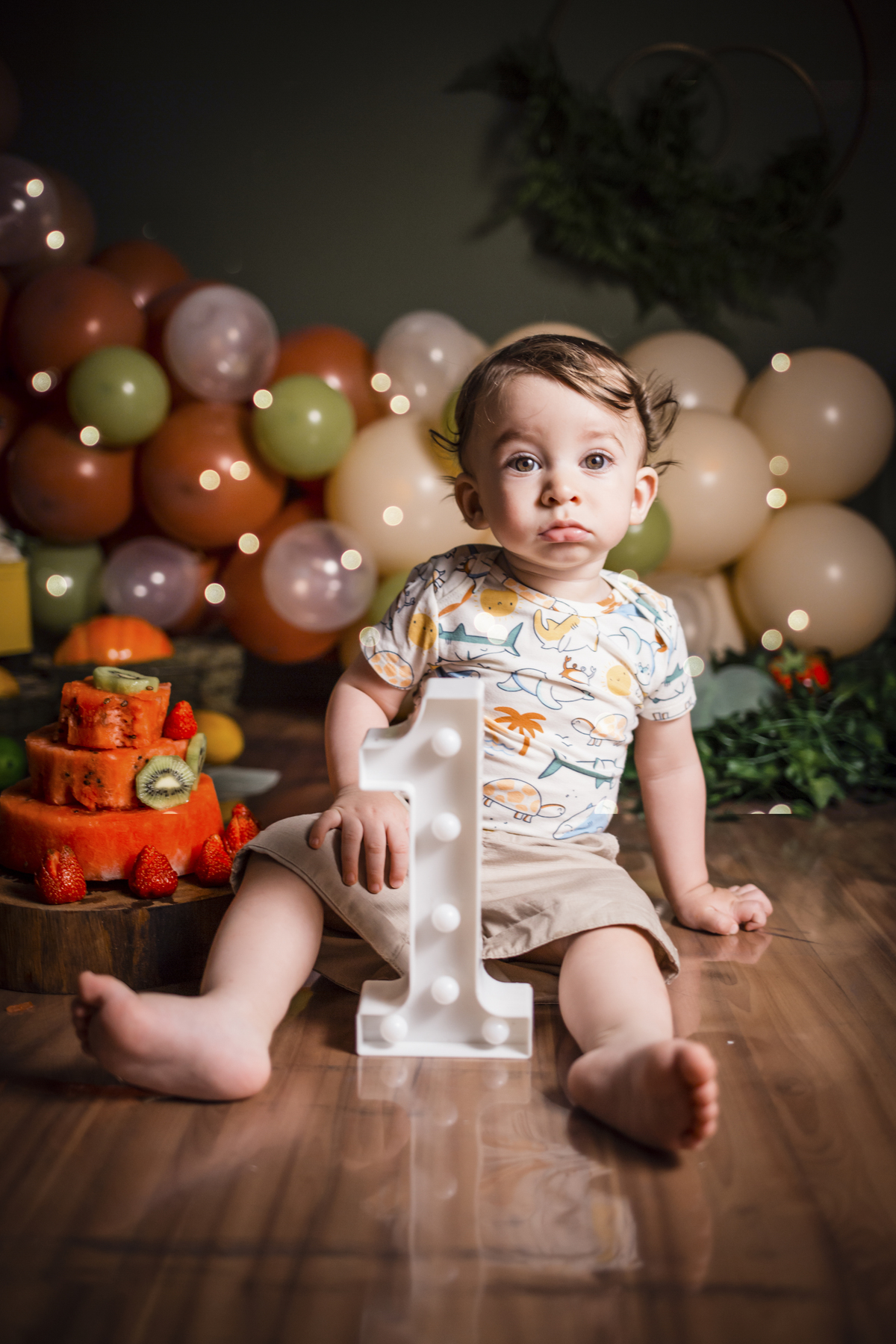 smash the fruit, smash the cake, smash, ensaio smash the cake, ensaio de 1 ano, aniversario de um ano, estudio infantil, fotos em estudio