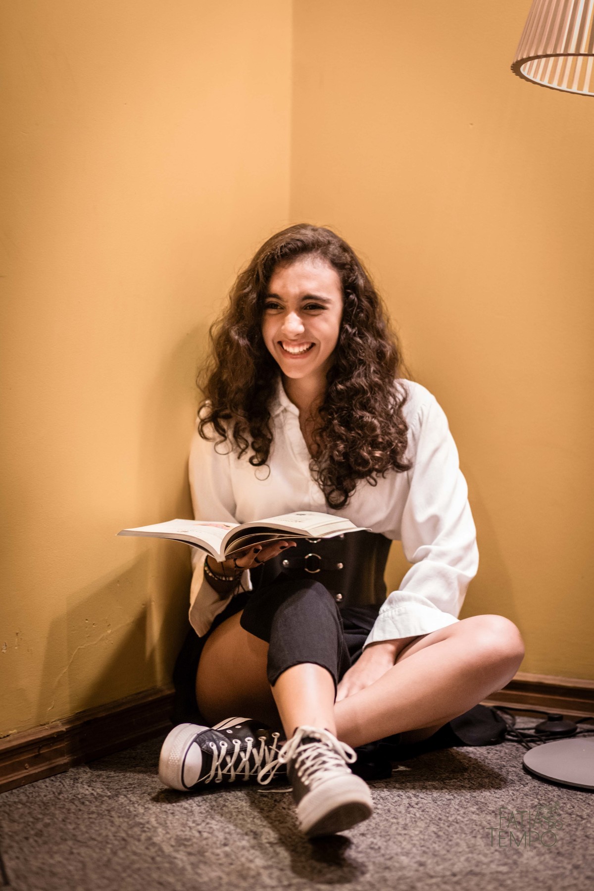 XVanos, 15anos, debutante, menina, mulher, adolescente, aniversario, família, livros, livraria, cultura, inteligência, São Paulo, capital, avenida paulista, ensaio fotográfico, festa, vestido, moda, roupa, chapéu, saia, jaqueta, evento, tênis, 